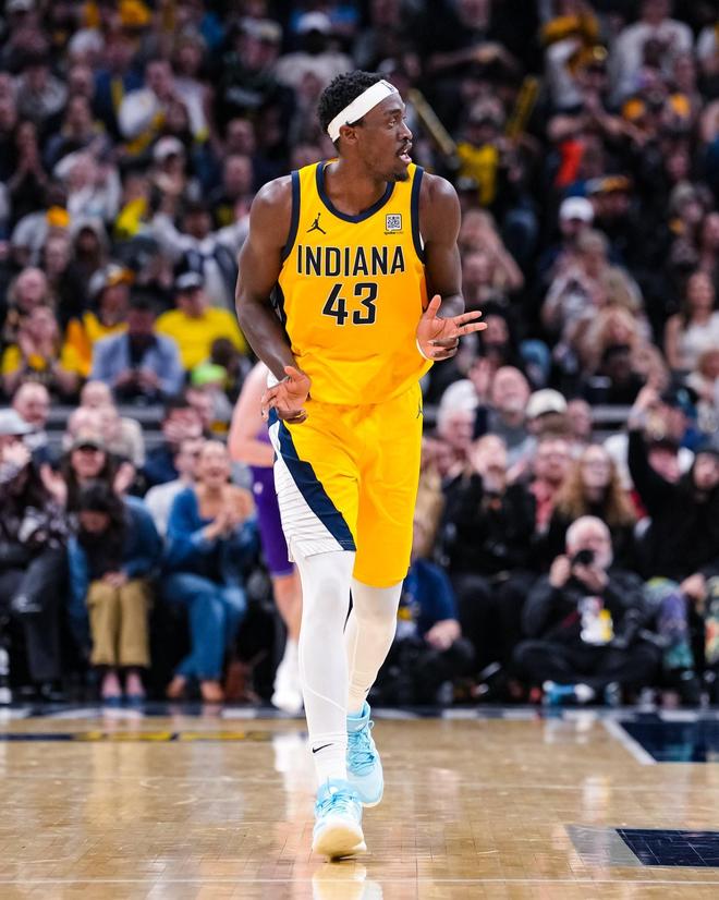 西亚卡姆在老鹰比赛中持续失利，重返赛场引发热议！