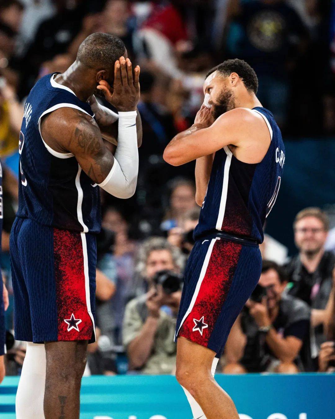 关于库里在美国队比赛中夺冠，出色防守引发热议！的信息